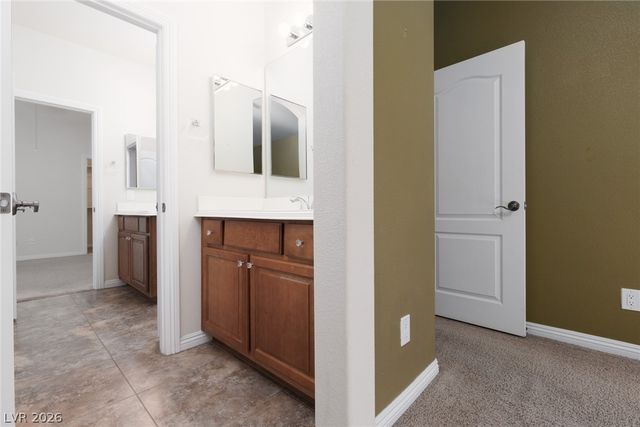 1995 Dakota Lodge Avenue, Las Vegas, NV 89123