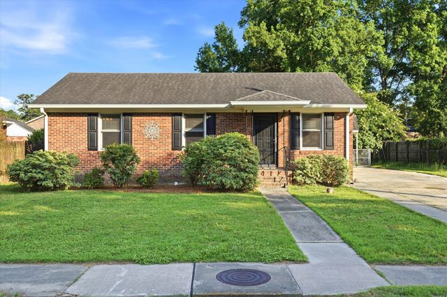 4239 Paramount Drive, North Charleston, SC 29405