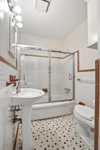 4239 Paramount Drive, North Charleston, SC 29405