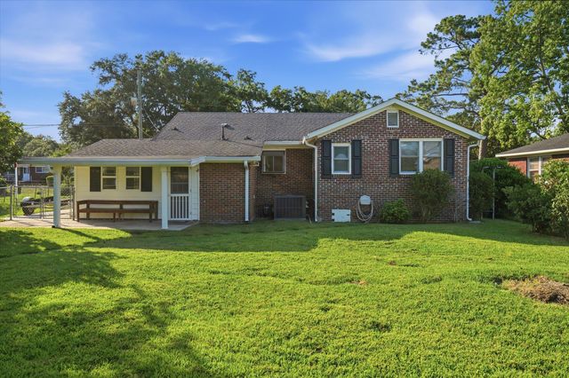 4239 Paramount Drive, North Charleston, SC 29405