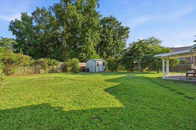 4239 Paramount Drive, North Charleston, SC 29405