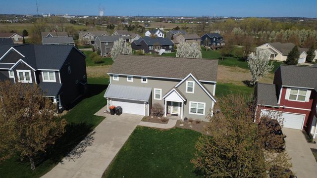2749 Blue Stem Drive, Zeeland, MI 49464