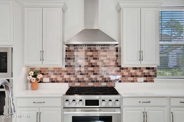 2812 CASSIA Lane, Jacksonville, FL 32246