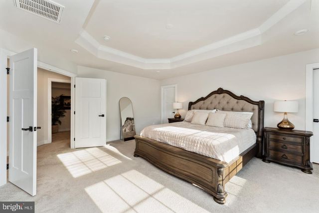 39 OAK RD, Stafford, VA 22556