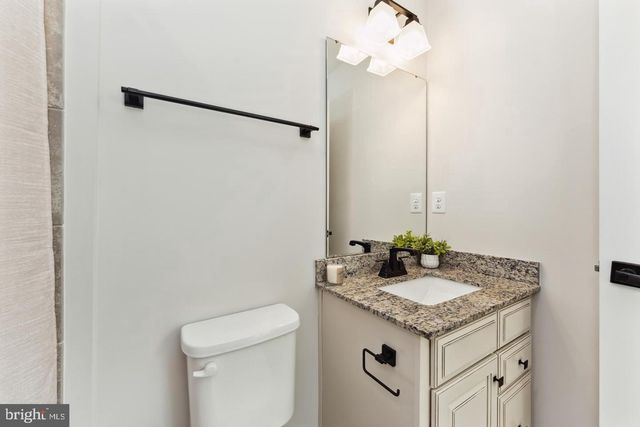39 OAK RD, Stafford, VA 22556