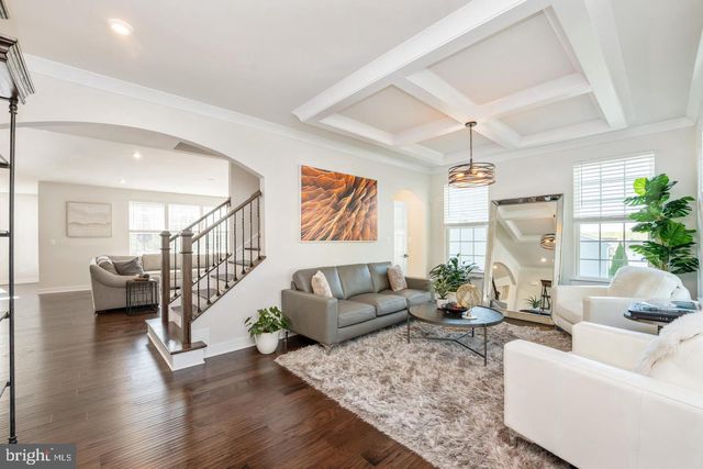 39 OAK RD, Stafford, VA 22556