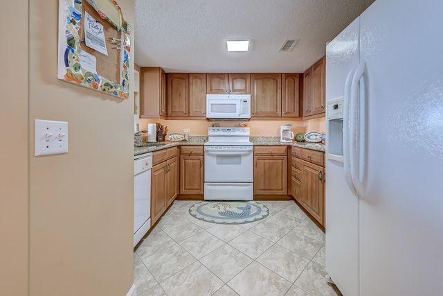 101 Ocean Creek Dr Apt QQ3, Myrtle Beach, SC 29572