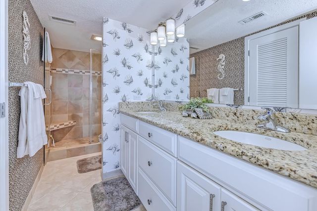 101 Ocean Creek Dr Apt QQ3, Myrtle Beach, SC 29572