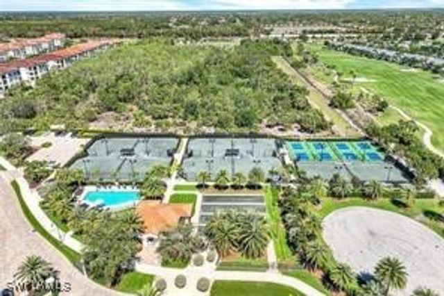 16885 Fairgrove Way 6-201, Naples, FL 34110