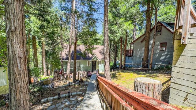 23120 Sycamore Lane, Crestline, CA 92325