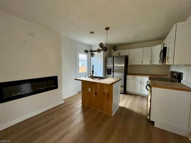 2112 E Pembroke AVE, Hampton, VA 23664