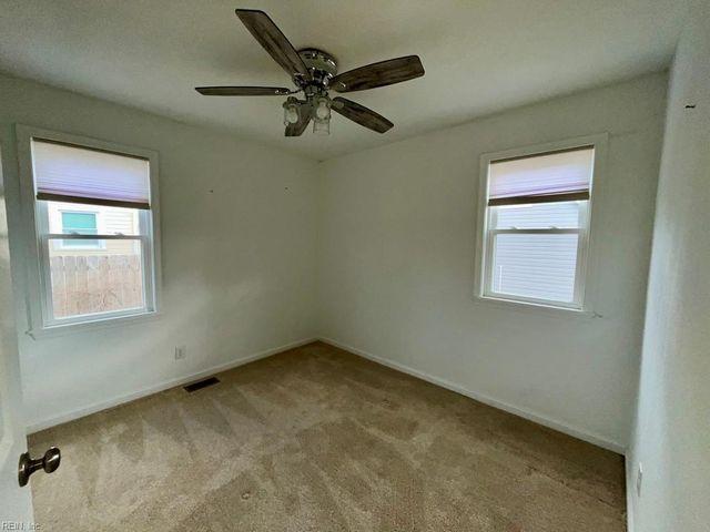 2112 E Pembroke AVE, Hampton, VA 23664