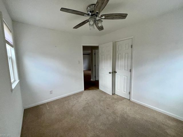 2112 E Pembroke AVE, Hampton, VA 23664