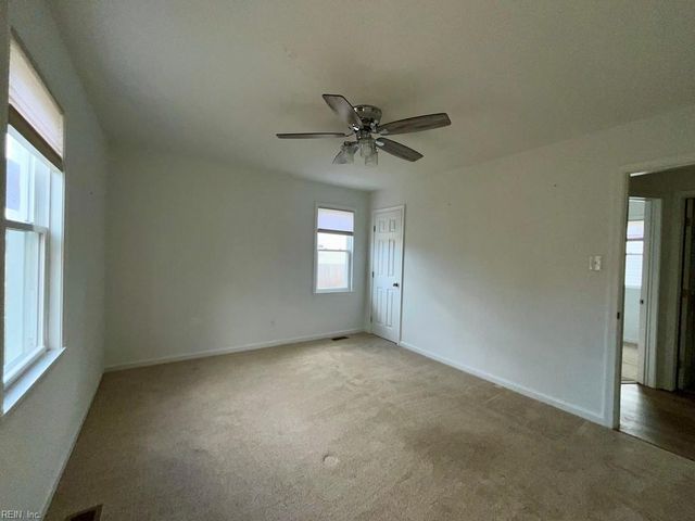 2112 E Pembroke AVE, Hampton, VA 23664