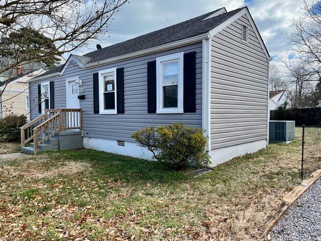 2112 E Pembroke AVE, Hampton, VA 23664