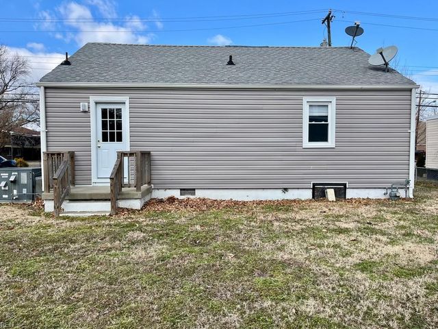 2112 E Pembroke AVE, Hampton, VA 23664