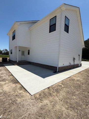 2132 Skeetertown RD, Suffolk, VA 23434