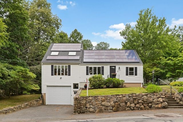 155 Prospect St, Ashland, MA 01721