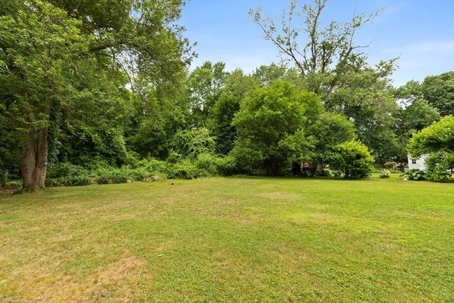 155 Prospect St, Ashland, MA 01721