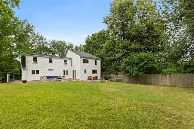 155 Prospect St, Ashland, MA 01721