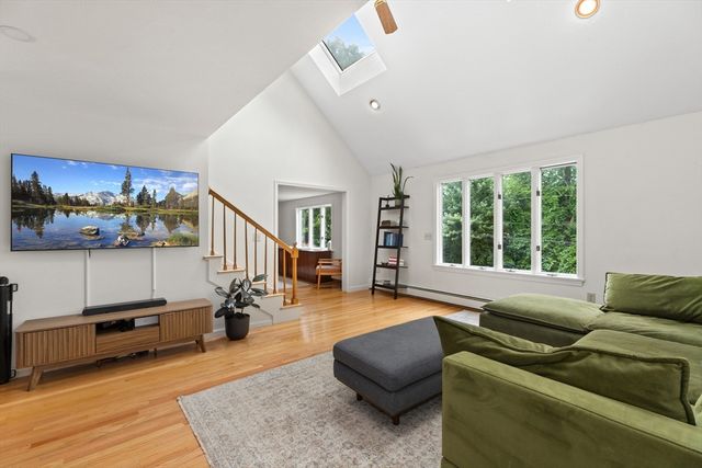 155 Prospect St, Ashland, MA 01721