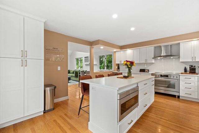 155 Prospect St, Ashland, MA 01721