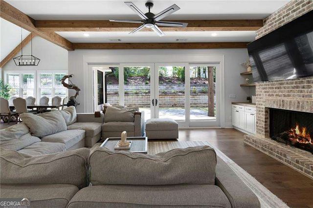 120 Farm Gate Drive, Woodstock, GA 30188