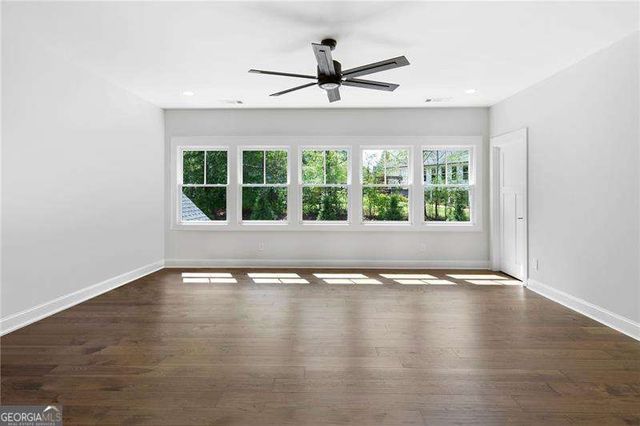 120 Farm Gate Drive, Woodstock, GA 30188