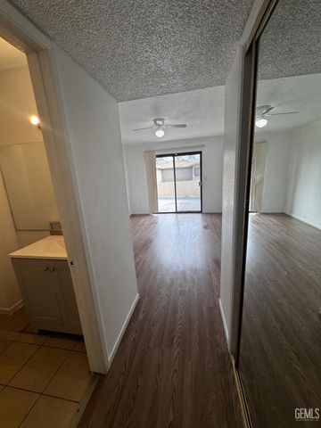 510 Real Road 16, Bakersfield, CA 93309