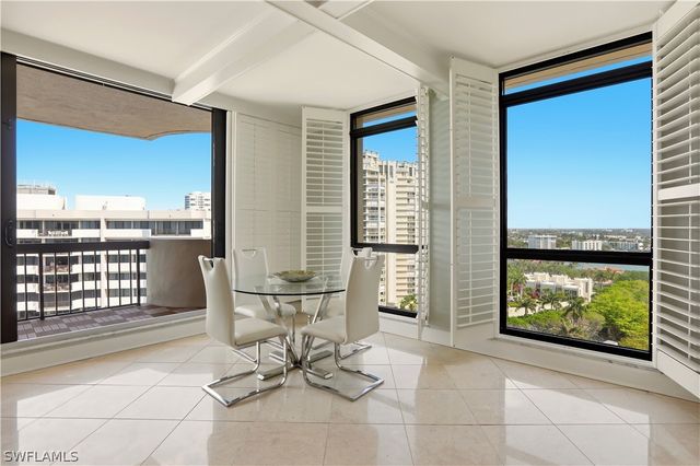 4001 Gulf Shore BLVD N 8, Naples, FL 34103