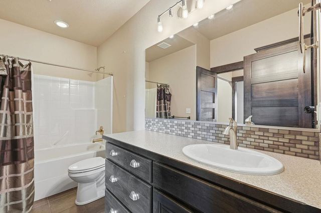 13709 N Copper Canyon Ln, Spokane, WA 99208