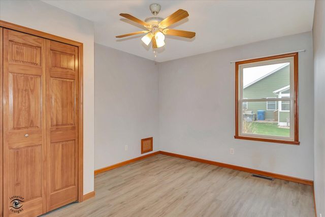 7646 Amanda's Way, Crown Point, IN 46307