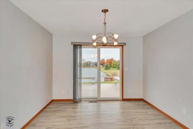 7646 Amanda's Way, Crown Point, IN 46307