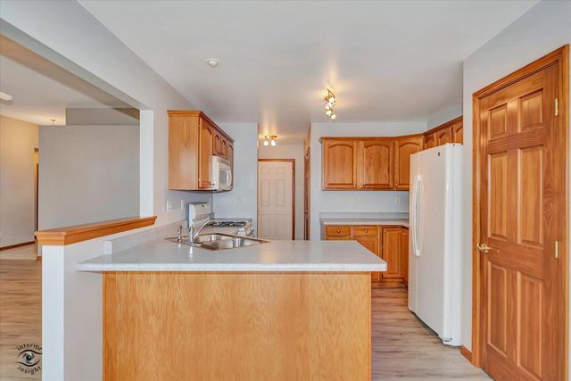 7646 Amanda's Way, Crown Point, IN 46307