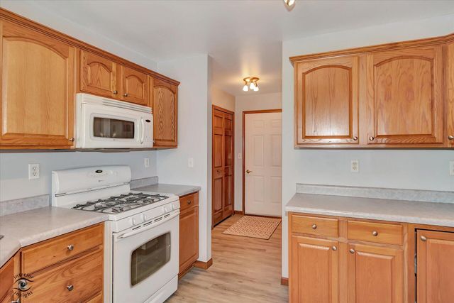 7646 Amanda's Way, Crown Point, IN 46307