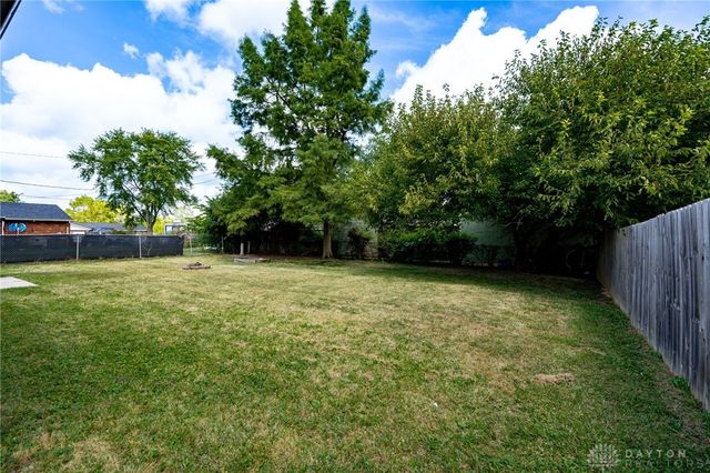 7211 Stonehurst Drive, Dayton, OH 45424