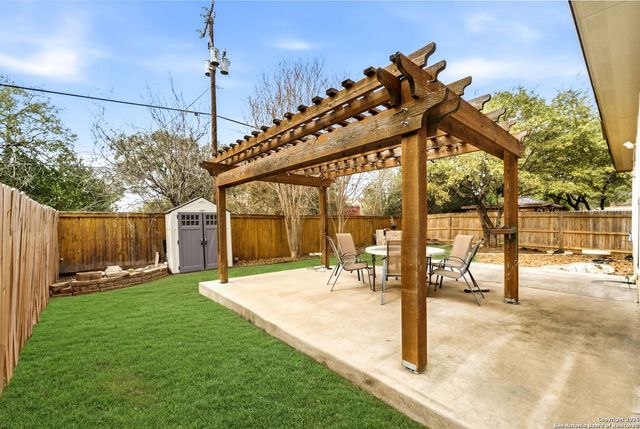 13119 Moselle Forest, Helotes, TX 78023