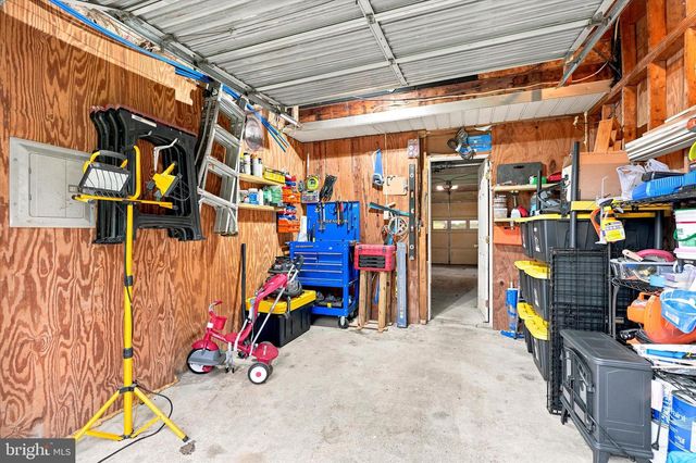 6526 SKYVIEW LN, Coopersburg, PA 18036