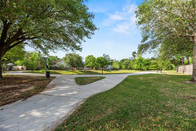 12926 Bedford Falls Drive, Cypress, TX 77429