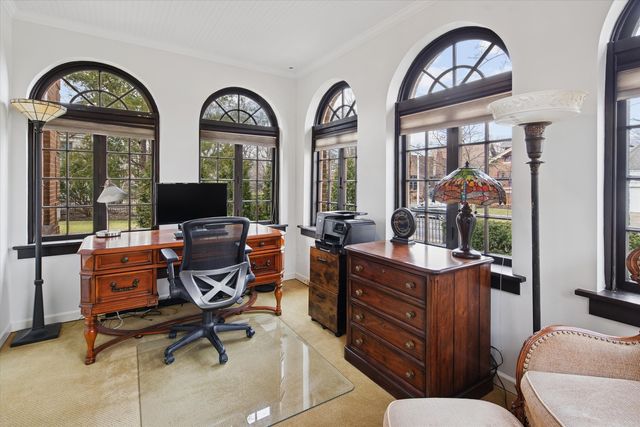 5873 N Forest Glen Avenue, Chicago, IL 60646