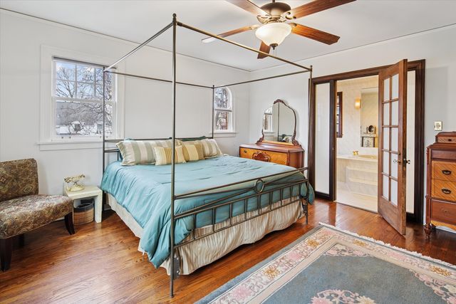 5873 N Forest Glen Avenue, Chicago, IL 60646