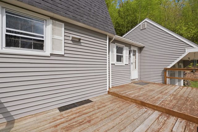 339 George Road, Hebron, NH 03241