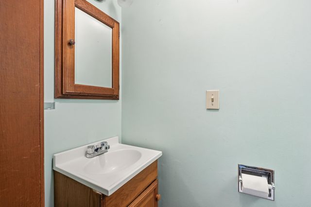 339 George Road, Hebron, NH 03241