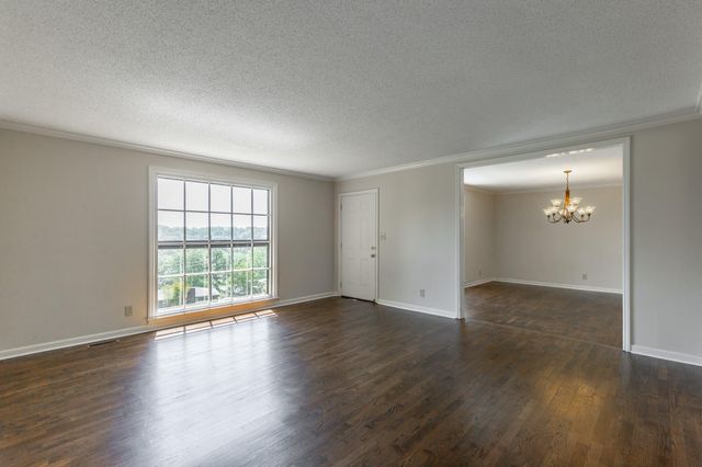 114 Coburn Drive, Chattanooga, TN 37415