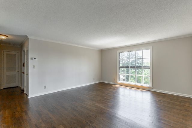 114 Coburn Drive, Chattanooga, TN 37415