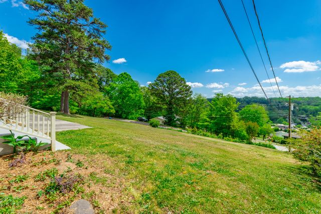 114 Coburn Drive, Chattanooga, TN 37415
