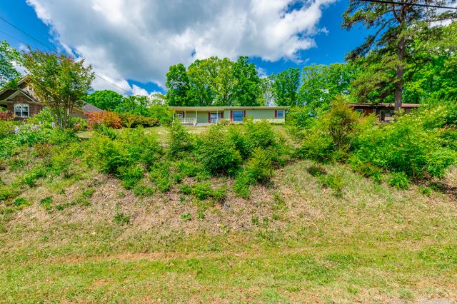 114 Coburn Drive, Chattanooga, TN 37415