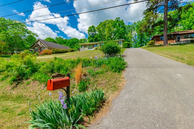 114 Coburn Drive, Chattanooga, TN 37415