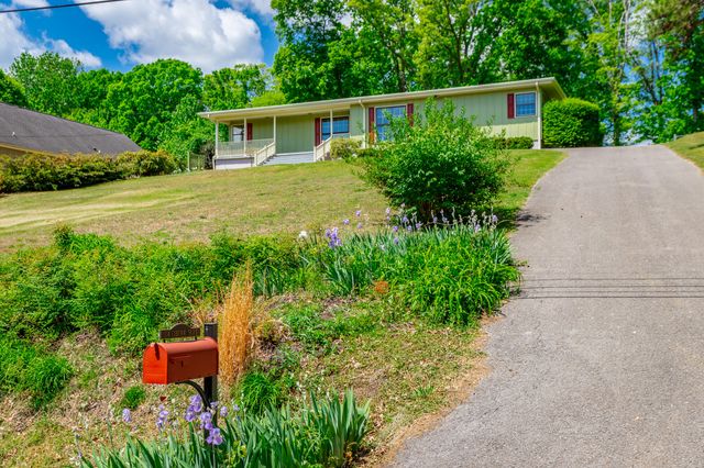 114 Coburn Drive, Chattanooga, TN 37415