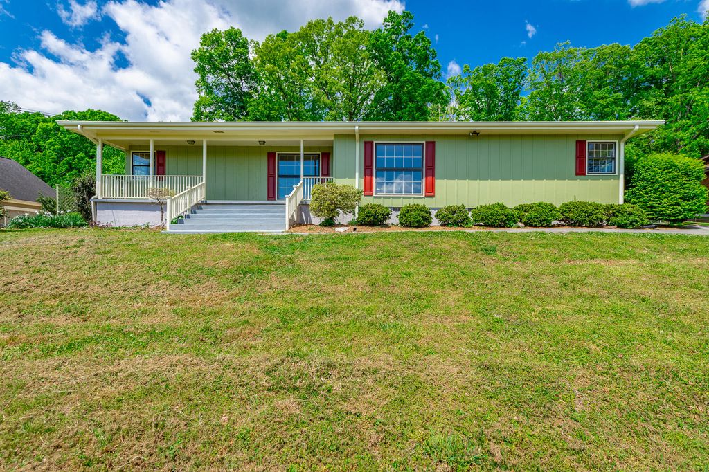 114 Coburn Drive, Chattanooga, TN 37415